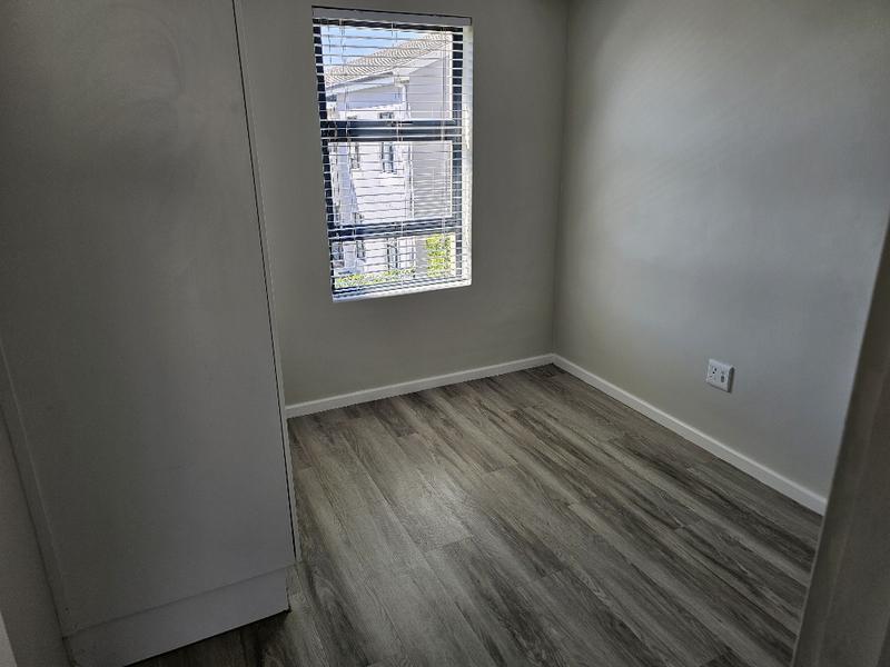 To Let 2 Bedroom Property for Rent in Burgundy Estate Western Cape